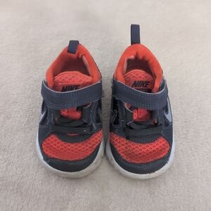 Nike Kids Sneakers - Orange and Gray